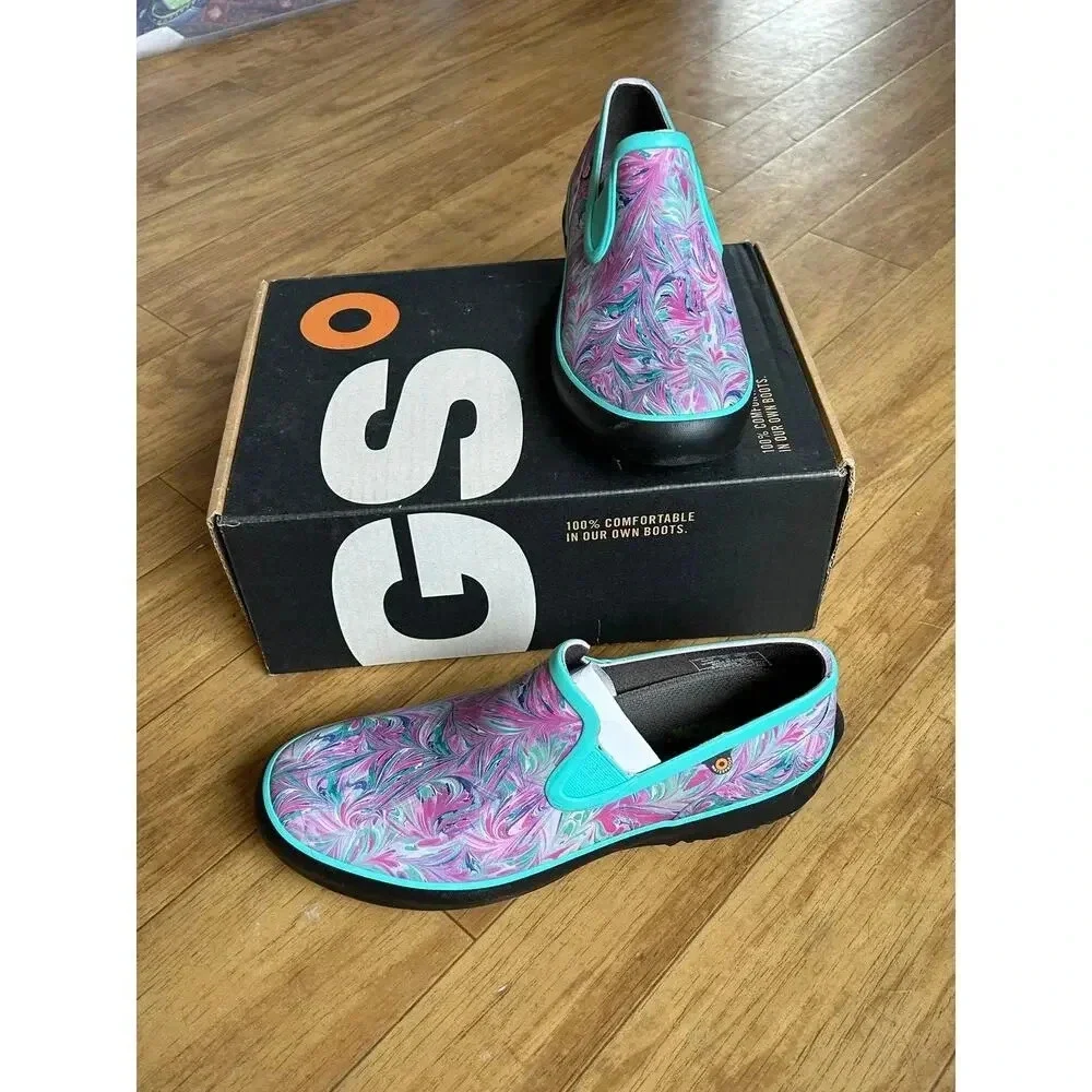 Bogs patch slip marble turquoise and purple women’s shoes 10 - 100% waterproof